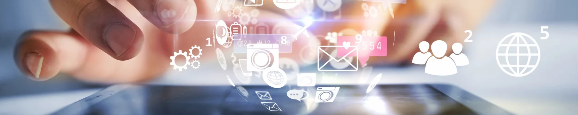 iconos-redes-sociales-telefono-inteligente-concepto-marketing-medios